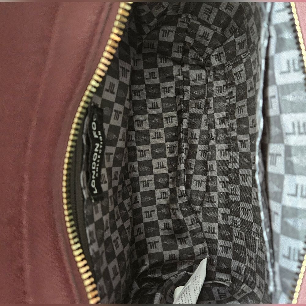 London Fog Crossbody Purse - Picture 8 of 8